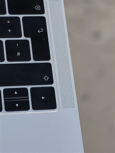 💻 MacBook Air 2019 i5 – Prix incroyable ! MacBook Air 2019 ⚡ Processeur Intel Core i5 💾 128GB SSD 🖥️ Écran Retina 13.3