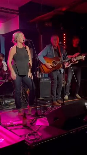 Thank you COVTEMBER 2025! Paul, Joe & Carl for putting it on! Thank you The Tin Music and Arts We thoroughly enjoyed our set & we felt the audience were totally with us on it! A quick short of our performance 💥 The-Session HQ/ The Fear Video credit Lorenzo | The Session