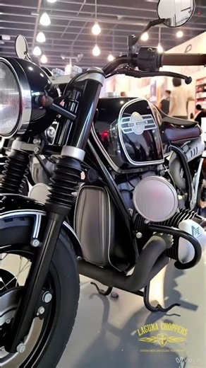 1973 BMW R90S Bobber 🔥 | Vintage Boxer Turned Custom | #shorts