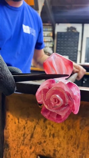Rose🌹 making! unique glass! glassworkin!