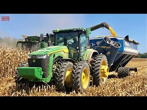 JOHN DEERE 8R 370 Tractor Moving The Corn Harvest