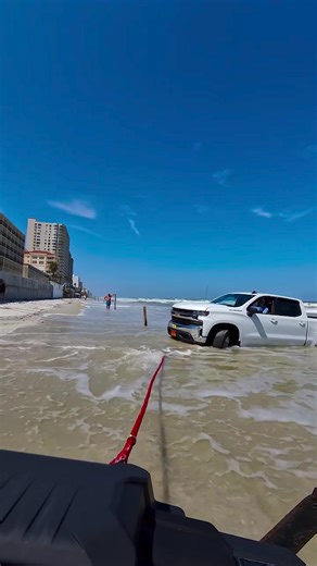 You think savin' a few bucks on a tow rope is a good call? WRONG. Yankum Ropes ain't messin' around - they use top-notch nylon 6.6 braided in-house, right here in the USA. 🇺🇸 These ropes are built to LAST. I'm talkin' hundreds of pulls, through mud, snow, you name it - Yankum Ropes NEVER let me down. This ain't just a rope, it's peace of mind.🚘 Don't settle for nothing less than the best. Get yourself a Yankum Rope and know you're gettin' the job done right, every single time.🪢 🛒Shop Now: h