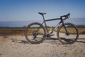 Specialized Crux 2022 Test: Aus Aethos mach Gravel Bike- Rennrad-News