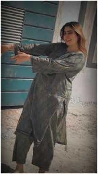 best sarikii song😌😘#mujra #mujradance#stagedance #mujrasong#short#youtubeshorts