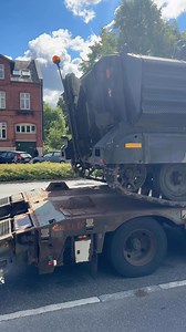 Offloading M113 APC #militær #odense #fyn #fyp #viral #army #militaryhistory #military #reelsvideoシ | MilPics