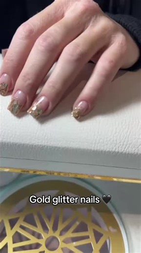 Doar la Laura Nails, orice model,forma și lungime !🫣🥰🖤#unghiisector4 #foryou #viral #perfectnails #clientalaunghii