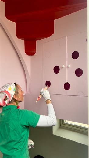 Just over here painting fun patterns for both adults and kids, because adults need joy in their lives too! ❤️🤷🏼‍♀️ | House in Oslo