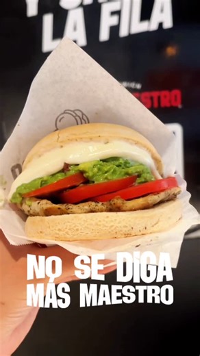 Juan Maestro | ¿Algo sabroso? ¡Nada como un italiano, máster! 🤤🔥 #lomoitaliano #miplanchalocambiatodo | Instagram