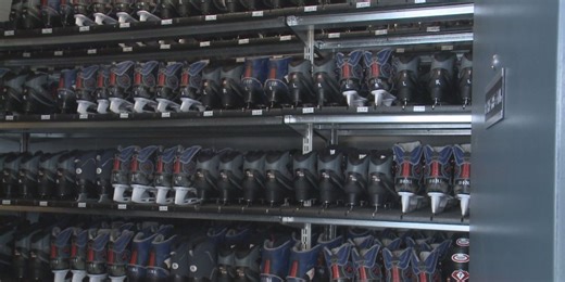 City of Henderson offering free ice skating events on Henderson Silver Knights home ice