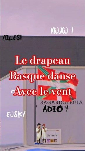 Sous le ciel du Pays Basque,le drapeau danse avec le vent.Un territoire, une âme. »🔥