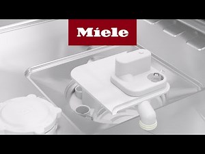 How to replace the cover of the filter combination of my Miele Dishwasher? | Miele