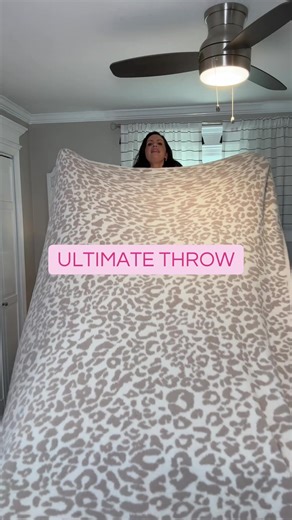 Ultimate Throw Blankets for Cozy Interiors