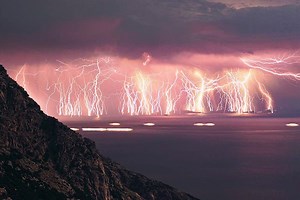 ベネズエラ　マラカイボ湖の落雷現象