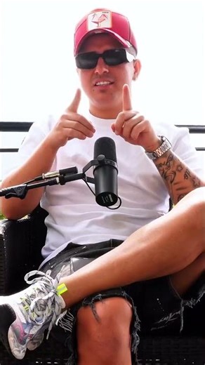 Very beautiful Spanish 😍😍 rober deluxe podcast 😍😍😍 #viral #mexico #CDMX