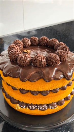 787K views · 8.6K reactions | Looks scrummy  Full recipe steps below  | Artist Cake Ideas | Facebook