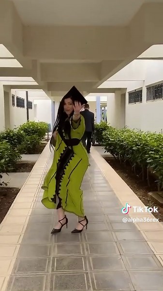 Vidéos de Wolf Rex 🐺👑 (@alpha36rex) avec son original - Wolf Rex 🐺👑