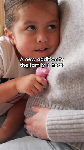 Guess who just got her very own Tonie?! 🍼💗 It’s Peppa Pig: The New Baby Sister Tonie! Get ready for all the giggles, big-sister moments, and so much love as Peppa and her family adjust to life with baby Evie. 🍼✨ Sweet stories, sibling fun, and heart-melting moments? We’re obsessed already. 🥹💞 Shop the newest arrival at tonies.com and Walmart 💓 — and don’t forget to grab the full Peppa Pig Tonies crew (plus the Toniebox 2 sleeve!) to complete your collection. 🎀🎶 | Peppa Pig