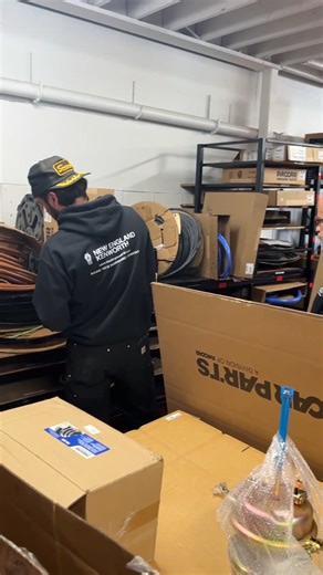 🔩 The Parts Pros Who Keep You Rolling! 🔩 At New England Kenworth, our Parts Department goes beyond the counter—they build connections that last. Our team is friendly, knowledgeable, and always ready to go the extra mile to help you find exactly what you need. From tracking down hard-to-find parts to offering expert recommendations, they’re here to make every visit easy and enjoyable. When you stop by New England Kenworth, you’re not just a customer—you’re part of the NEK family. #Kenworth #Cus