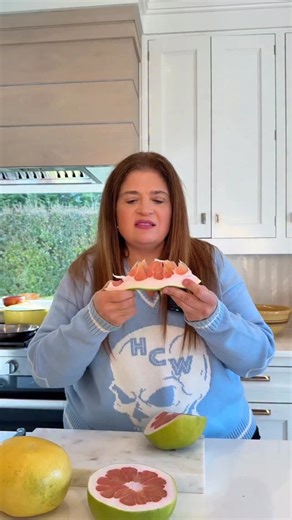 Let’s taste a classic red pomelo, and a starburst pomelo. Have you tried these? Which one do you like better? #pomelo #fruitcutting #fruit #redpomelo #starburstpomelo | Alex Guarnaschelli