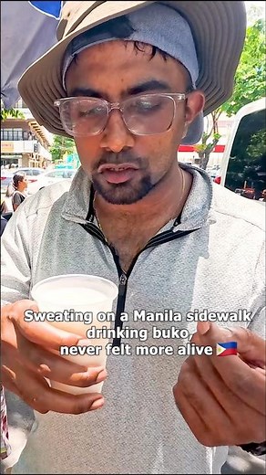 $0.50 Fresh Coconut in Philippines 🇵🇭 #streetfood #philippinesfood