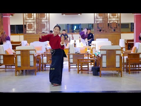 Tibetan sisters, popular Tibetan dance “Graceful Dance Style”