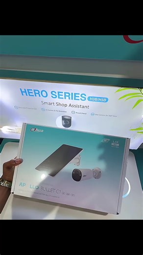 Caméra solaire IP 4G Dahua fonctionnant avec carte SIM, idéale pour les zones sans Wi-Fi comme les chantiers, villages et sites isolés. Qualité 4MP, grand angle 2,1 mm, rotation 360° (PTZ), détection de mouvements et rondes automatiques (Preset Patrol). Surveillance à distance en temps réel via l’application DMSS.#nouvelarrivage🥰 #dahua #camerasurveillance #pourtoii #tiktokcotedivoire🇨🇮