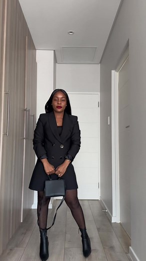 Stylish ZARA Blazer Dress: Two Chic Looks Revealed!