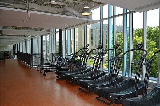 Security Cameras in Gyms, Health Clubs and Fitness Centers - Reolink Blog