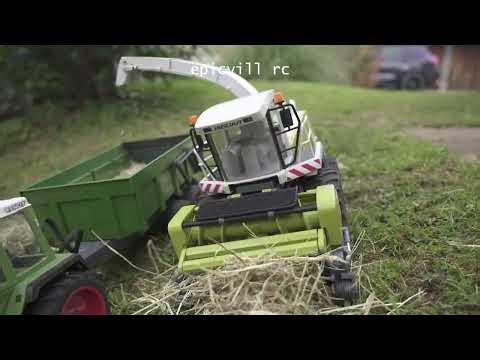 WORLD FIRST Bruder Harvester - FULL FUNCTION! #rcharvester #rctractor #rcsilage