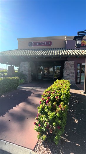 Another commercial job done right🤩 Chipotle looking spotless 🧼🪟#window #commercial #diy #arizona #homeimprovement