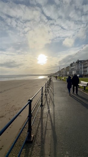  Thinking of selling in 2025? Here’s your sign  — if you own a home in Filey, you can get an instant online valuation in under 60 seconds. With views like Filey Beach, buyers are already looking… See what your property could be worth today:  https://reports.spectre.uk.com/instant-valuations/a00e85f7-53a7-407c-b95d-c9fc3e4dc75c #Filey #PropertyValuation #InstantValuation #HuntersFiley | Hunters | Facebook