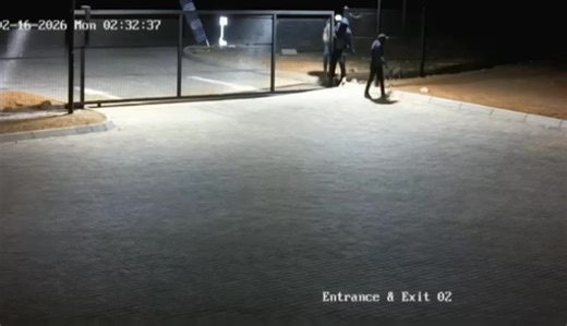 WATCH | Robbery that went wrong at Dikwena Sasol Garage ( Limpopo Province ) #FlyingNews🦅 | FlyingNews Live Update ZA 365/24/7