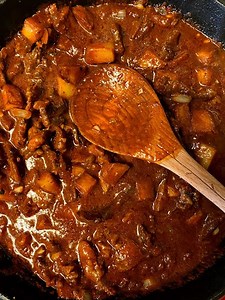 Chile Cascabel Beef and Potato(Carne Con Papa)