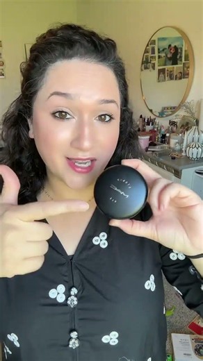 Mac Studio fix powder foundation in shade nw22 #makeup #maccosmetics