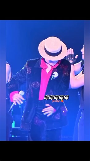 227 reactions | OKAY GD YOU MELT US NOW﫠﫠 VCTTO: KYOCERA DOME JAPAN ENCORE #bigbang #gdragon #reelsvideoシ #reelsfypシ #choiseunghyun #reelsinstagram #taeyang #daesung #daesung #seungri # | Jonalyn M. Corpuz | Facebook