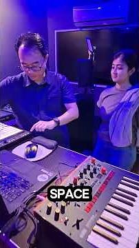 Learning Ableton Push and how to play live electronic music