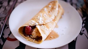 La Chandeleur : pourquoi mange-t-on des crêpes le 2 février ? - RTBF Actus