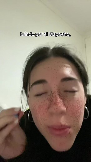 Significado de 7x8 Agarrame en Chile