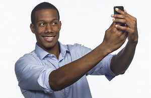 Five online dating tips for men: Why you should avoid selfies, exes, lists