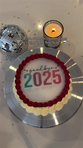 Booked your order online☎️ Costumize fondant cake's and cupcake's💙 . . Dm for order queries.. . . Delivery service available for lahore and Faislabad 🚚 . . Instagram 👉 @dailydelight_2022 . . #dailydelight #foryoupageofficial #viralvideo #foryou #cakesoflahore