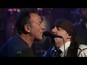 ♫ Bruce Springsteen - Because The Night (Live)