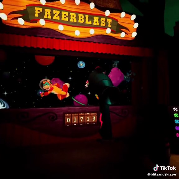 #vr #virtualreality #funny #funnymoments #memes #relatable #fnaf #funnymoments #fivenightsatfreddy #real