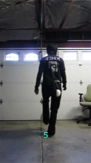 How To Do BACKROOMS JUMPSTYLE (Easy Tutorial)