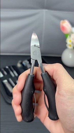 Pro Podiatrist Ingrown Toenail Clippers for Thick Nails | Heavy-Duty Nail Care Tools