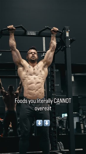 Brandon Caron | Online Fitness Coach on Instagram: "1 rule….Without feeling uncomfortably full you can have… 1. Berries like raspberries, blackberries, strawberries and bluberries all nutrient-dense and low sugar. 2. Watermelon, cucumber, zucchini, yellow squash are all in the same gourd family. Mostly water and fiber, they are al nutrient dense and low cal. 3. Leafy greens/Asparagus are all high in fiber, b vitamins and A. 4. Most white fish like Cod or Halibut. Salmon is higher in calories but