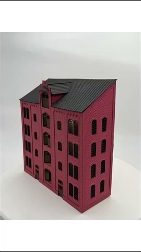 Hafenflair für die Modellbahn: Modulares Halbrelief-Speichergebäude