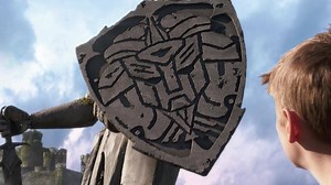 Take Optimus Prime from hero to Legend in just two steps! | TRANSFORMERS