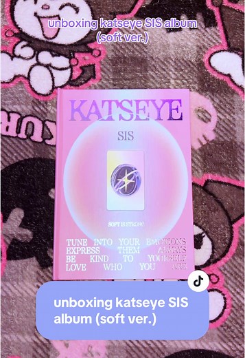 Unboxing Katseye SIS Album - The Soft Version!