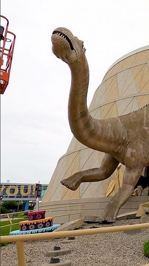 How the museum dresses up the dinosaurs with a birthday cake