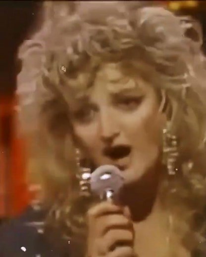 BONNIE TYLER, WŁAŚCICIELKA NAJWIĘKSZYCH HITÓW LAT 80 JAK SIĘ MA DZISIAJ #historia